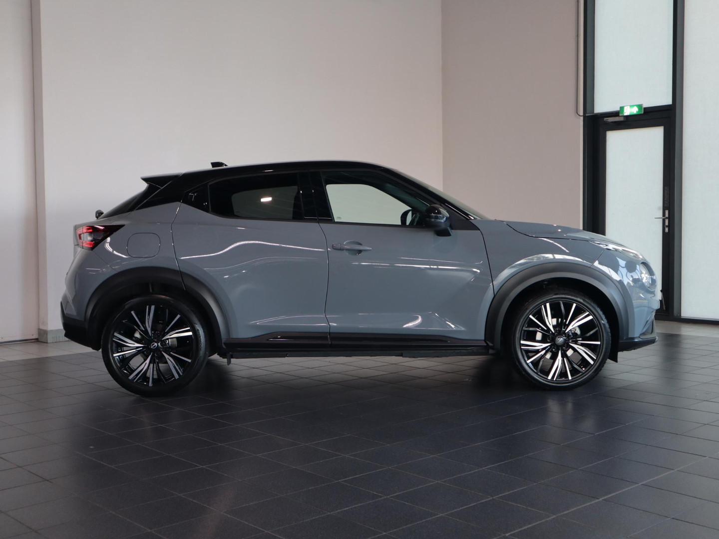 Nissan Nissan