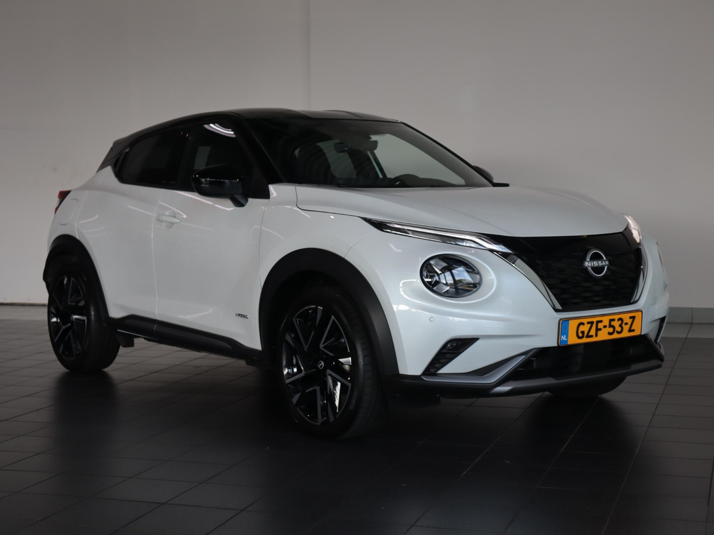 Nissan Nissan
