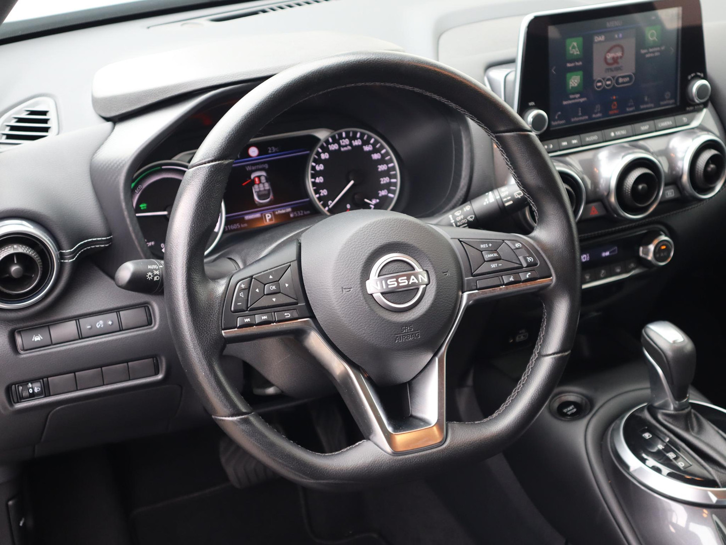 Nissan Nissan
