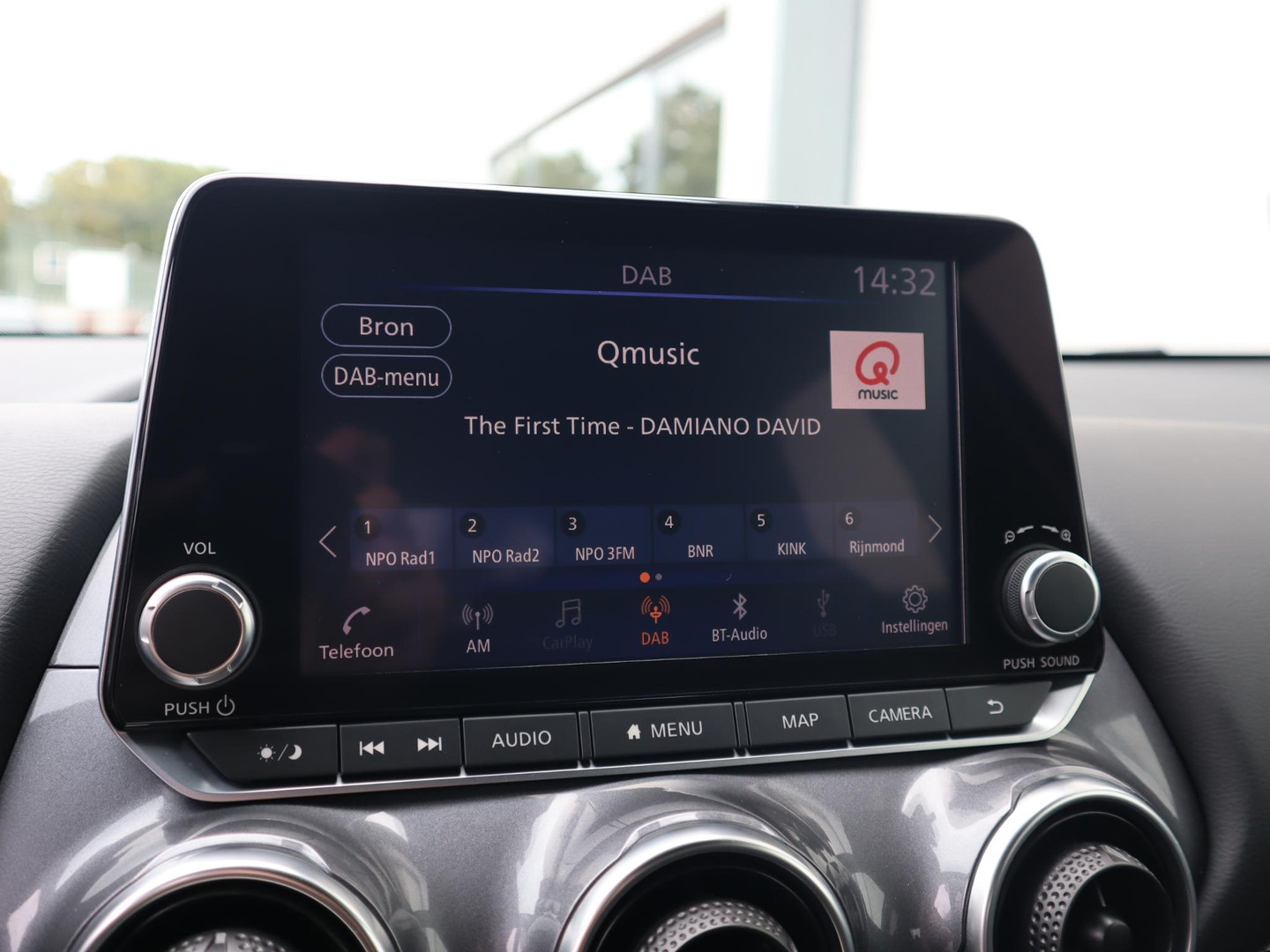 Nissan Nissan