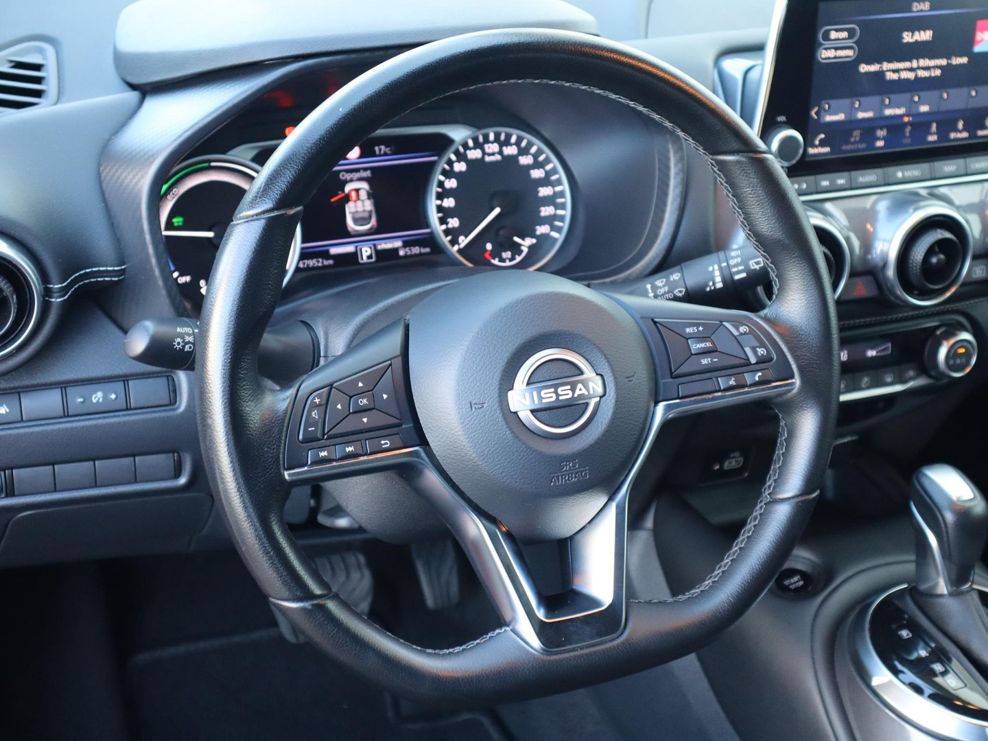 Nissan Nissan