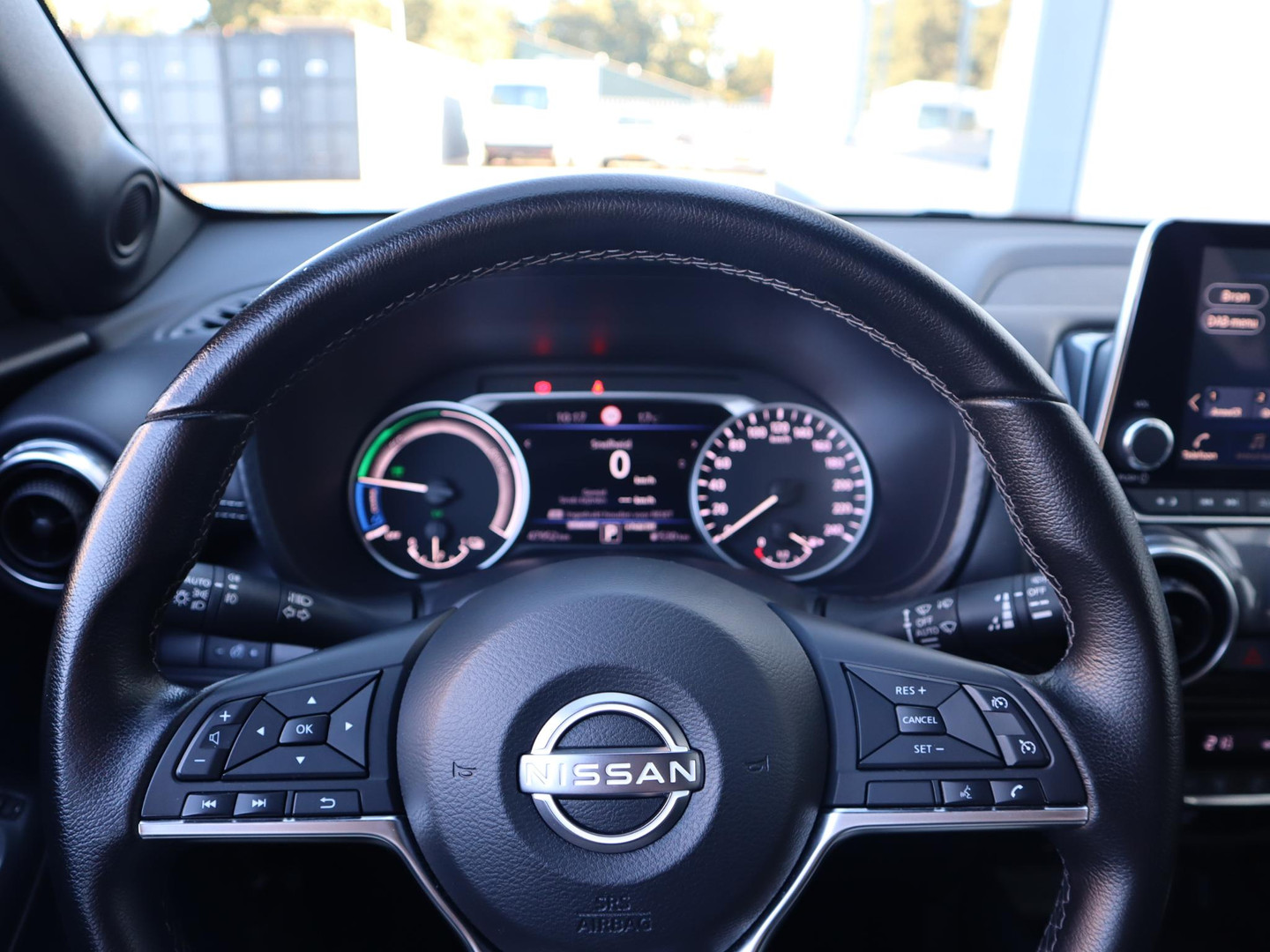 Nissan Nissan