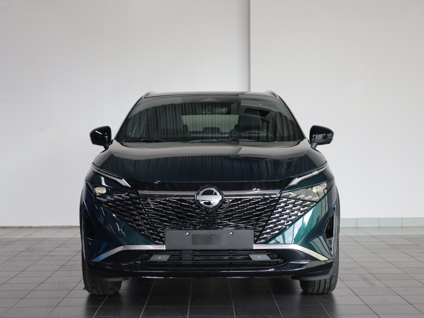 Nissan Nissan