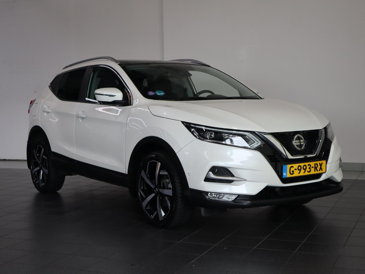Nissan Nissan