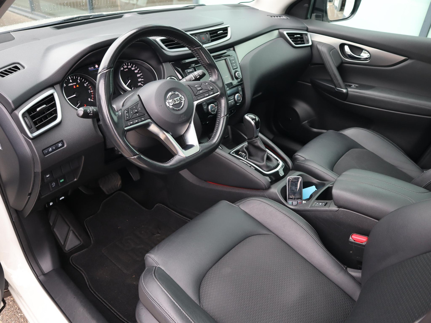 Nissan Nissan