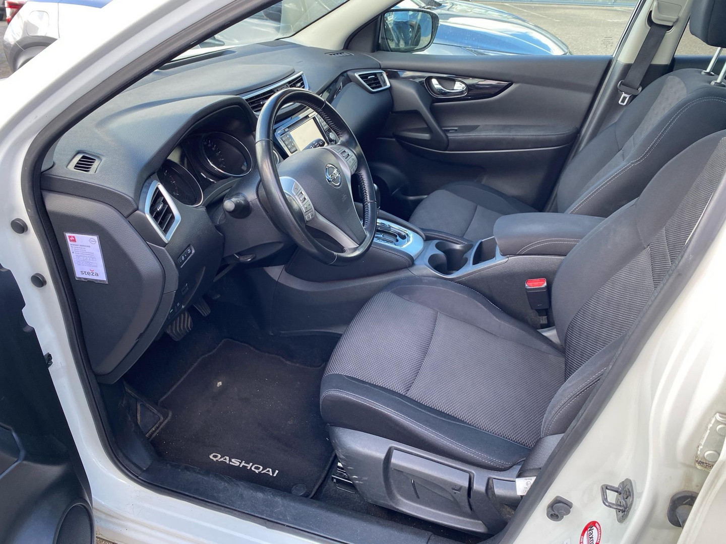 Nissan Nissan