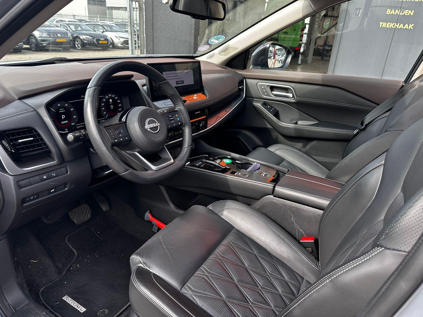 Nissan Nissan