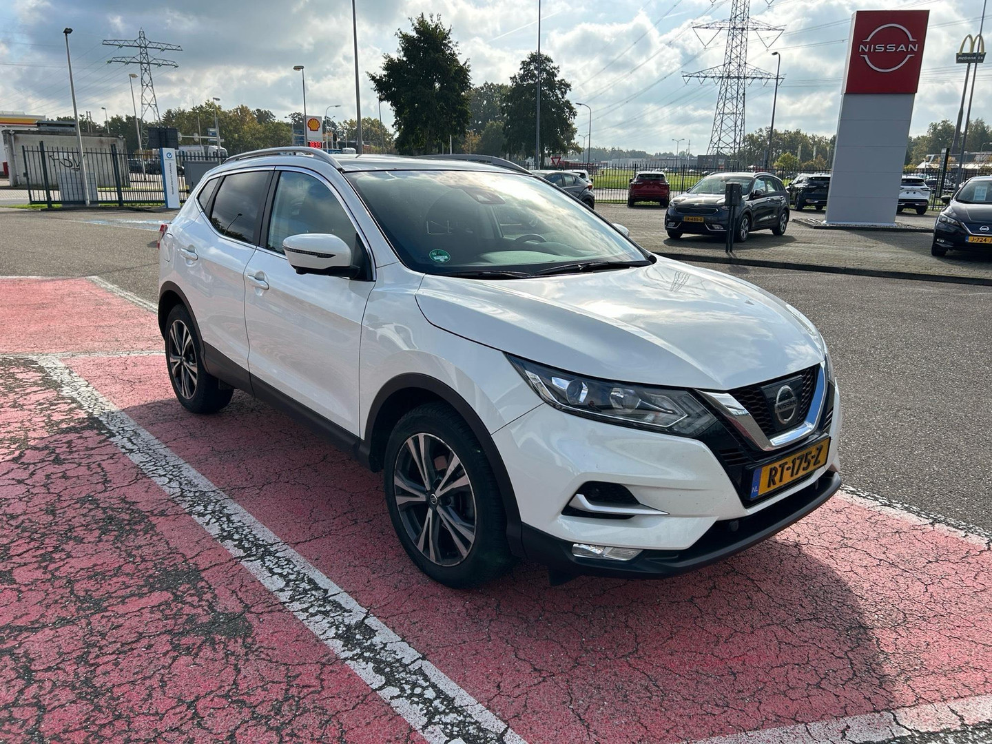 Nissan Nissan