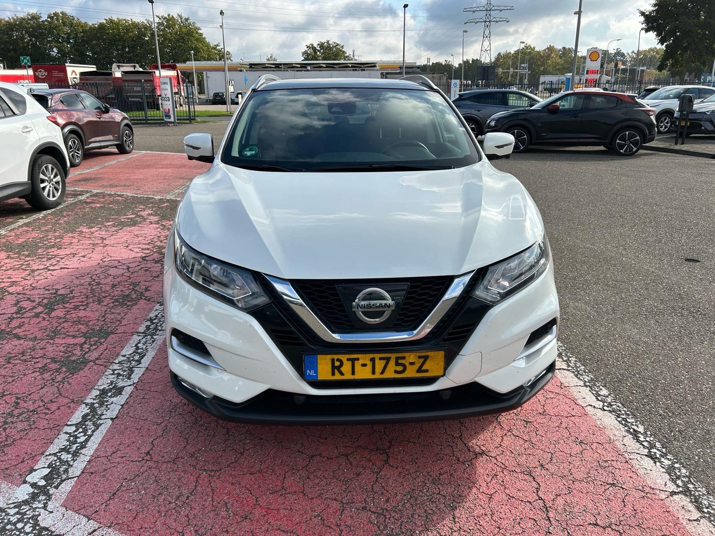 Nissan Nissan