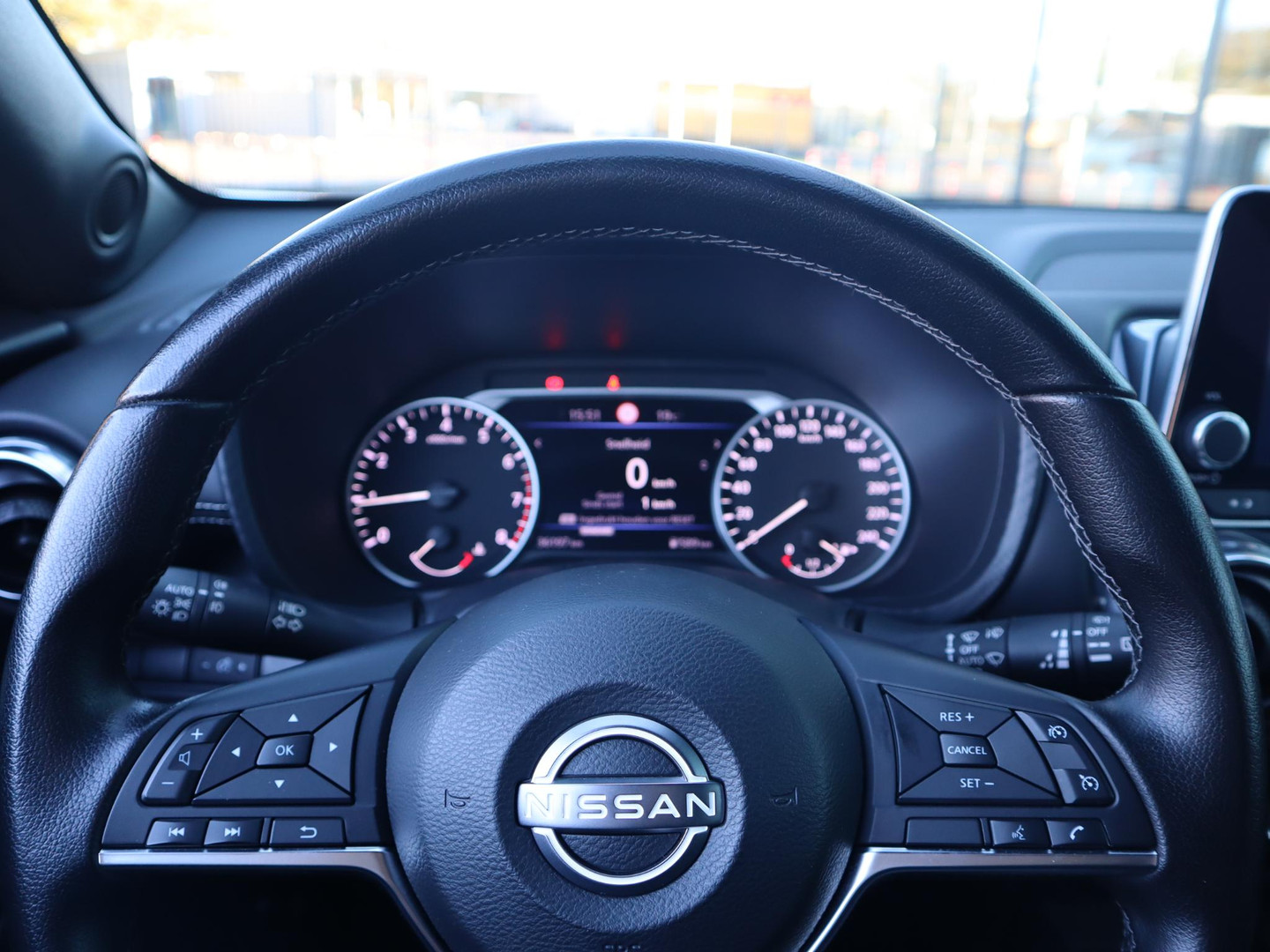 Nissan Nissan