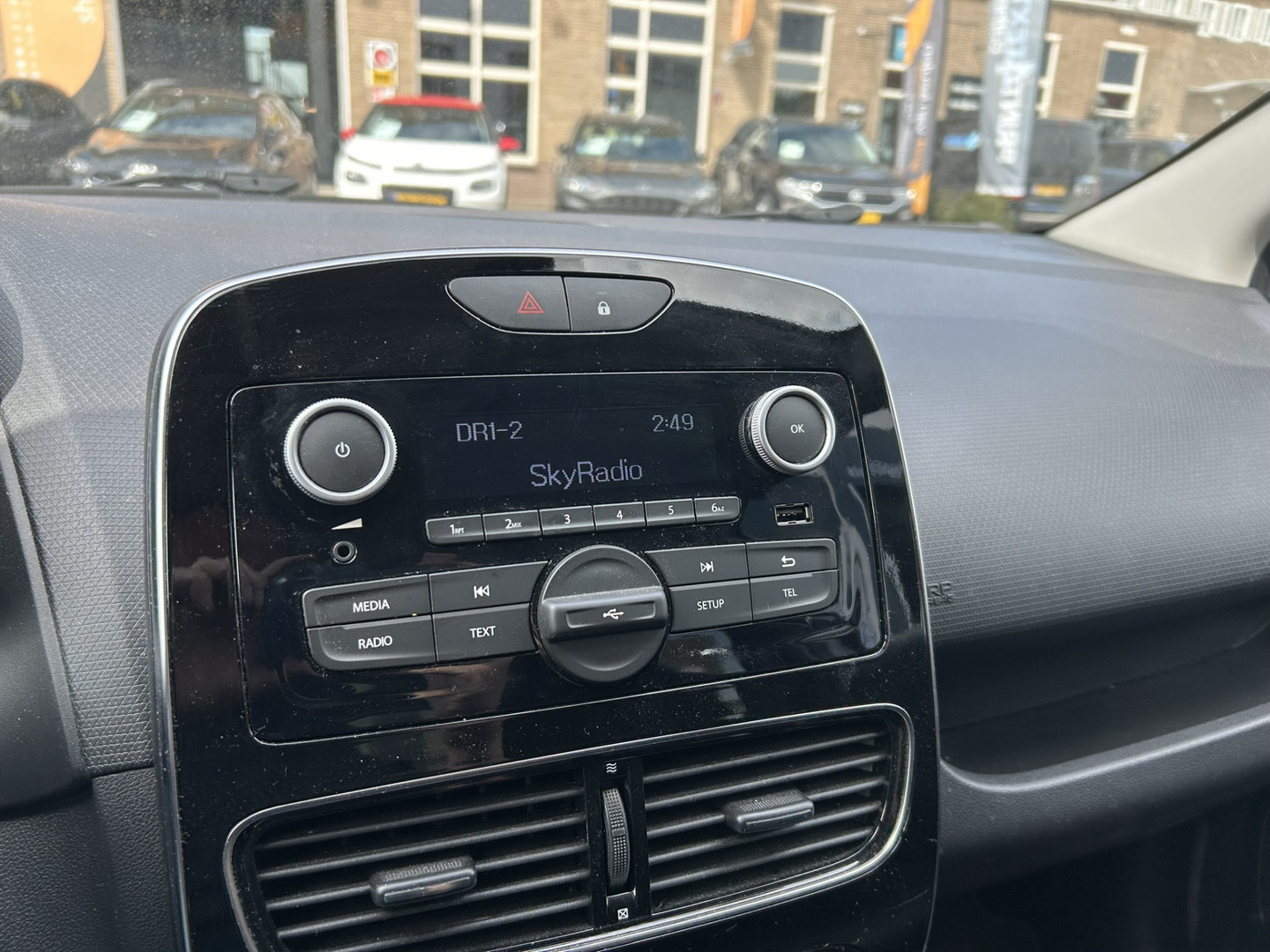 Renault Renault