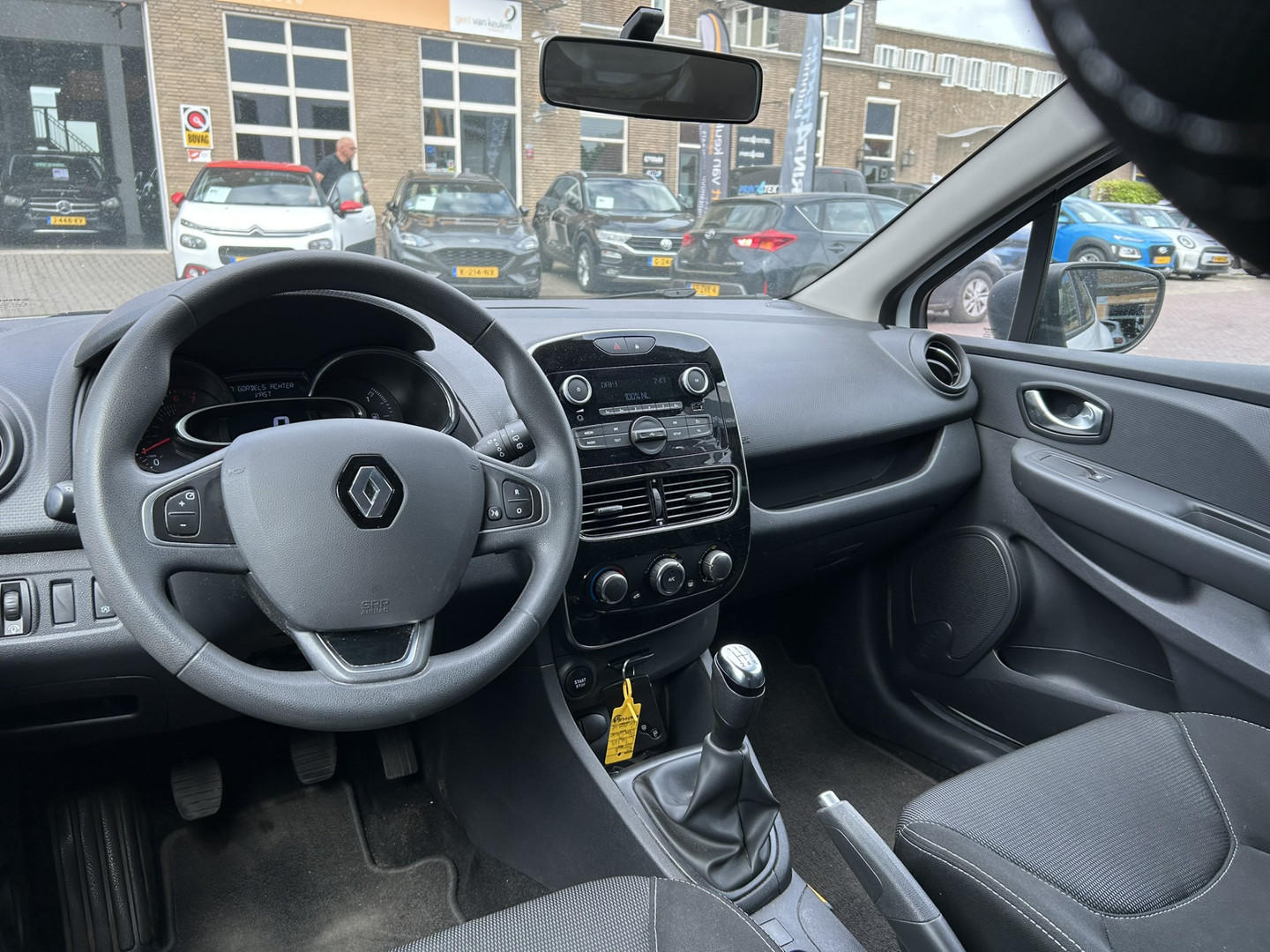 Renault Renault