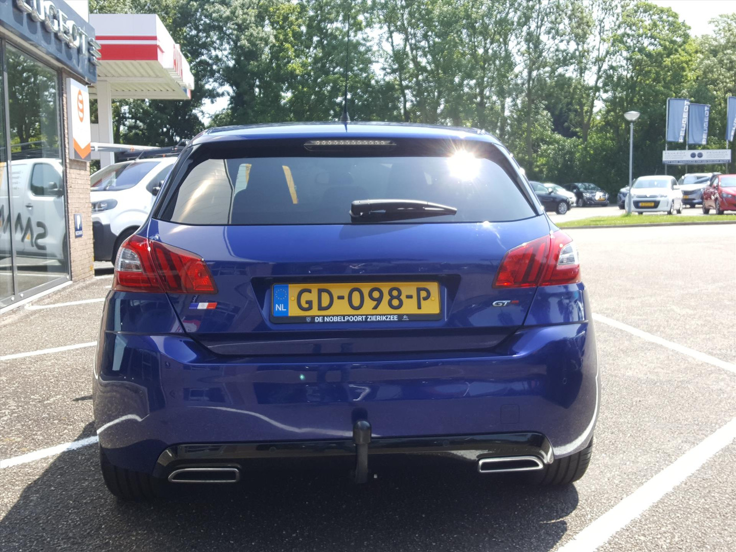 Peugeot