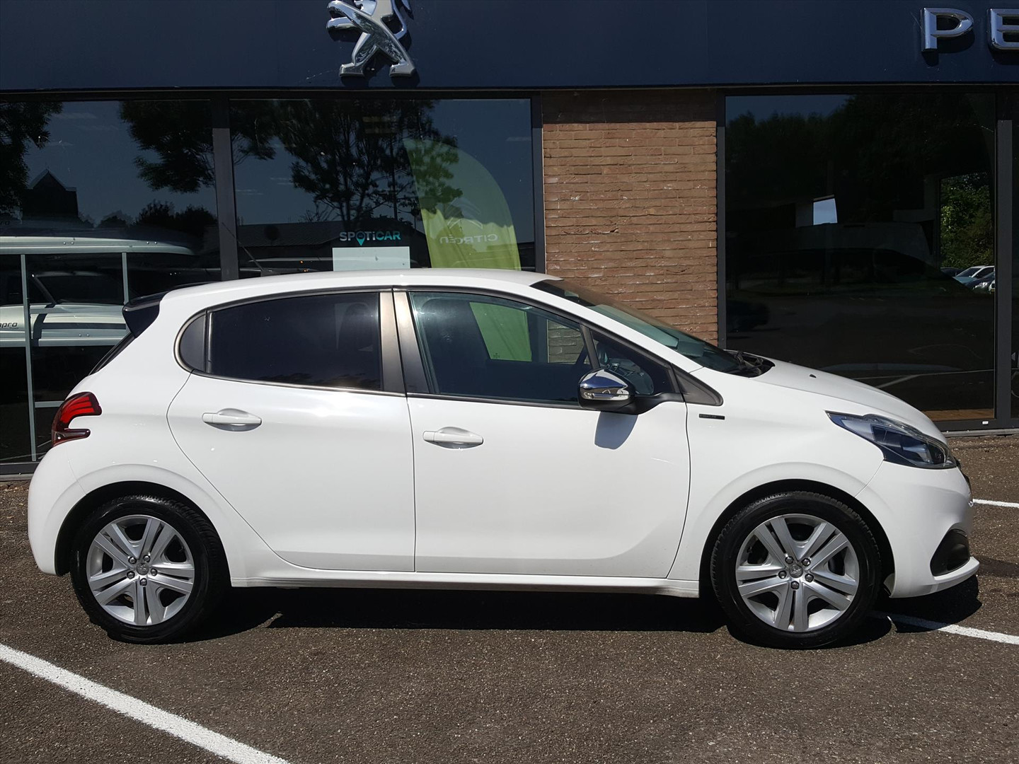 Peugeot