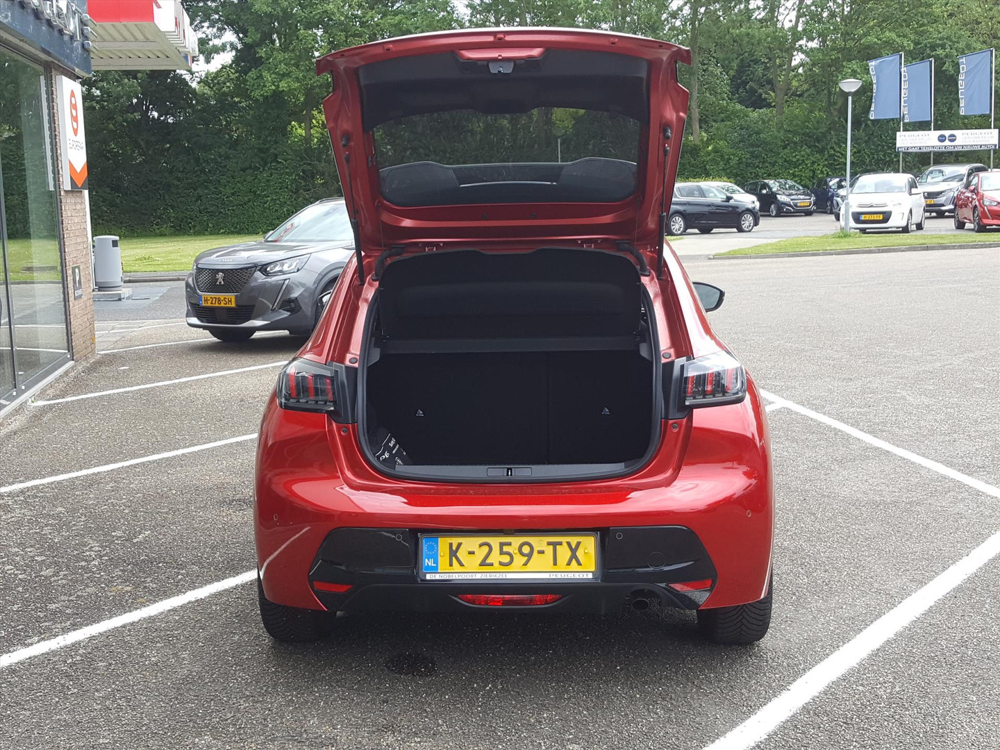 Peugeot