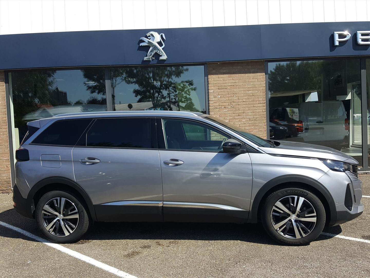 Peugeot