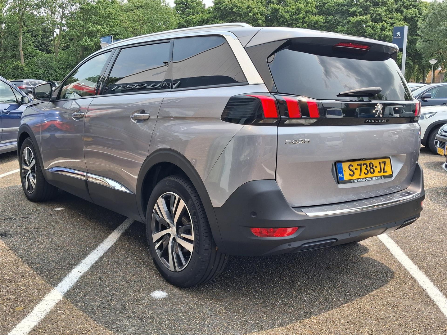 Peugeot