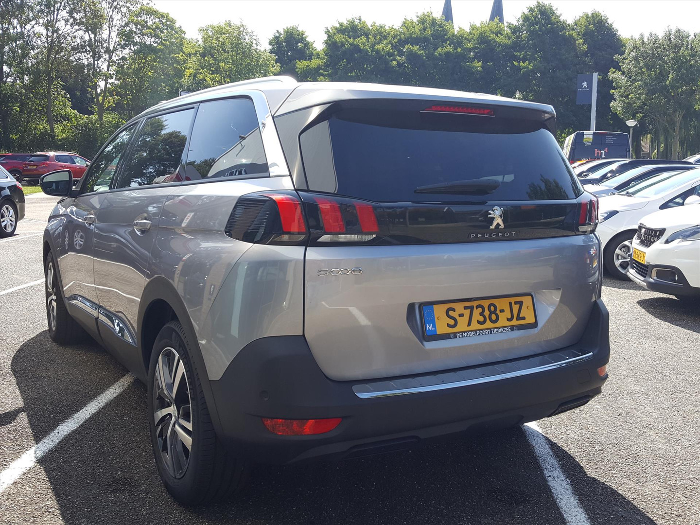 Peugeot
