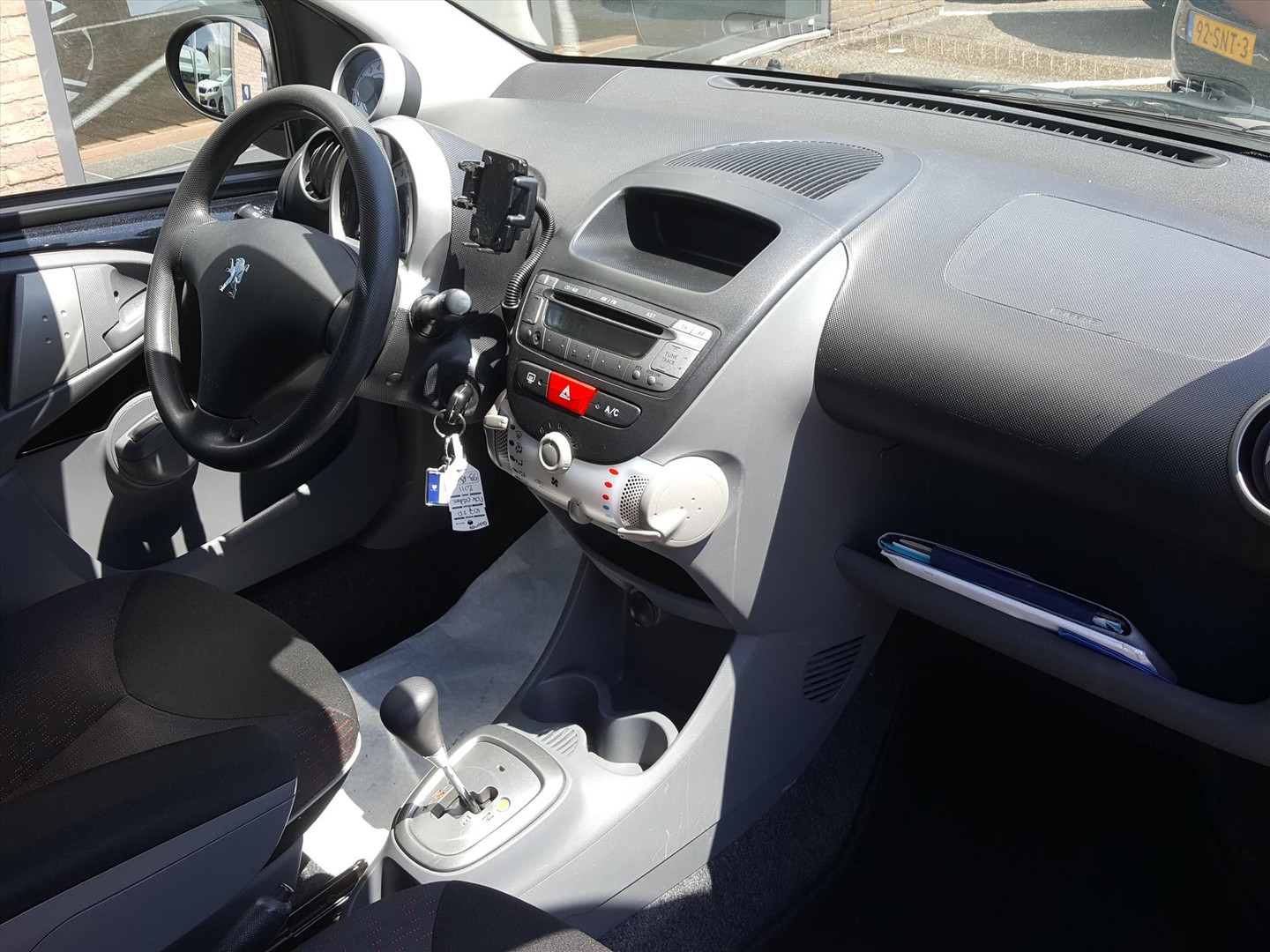 Peugeot