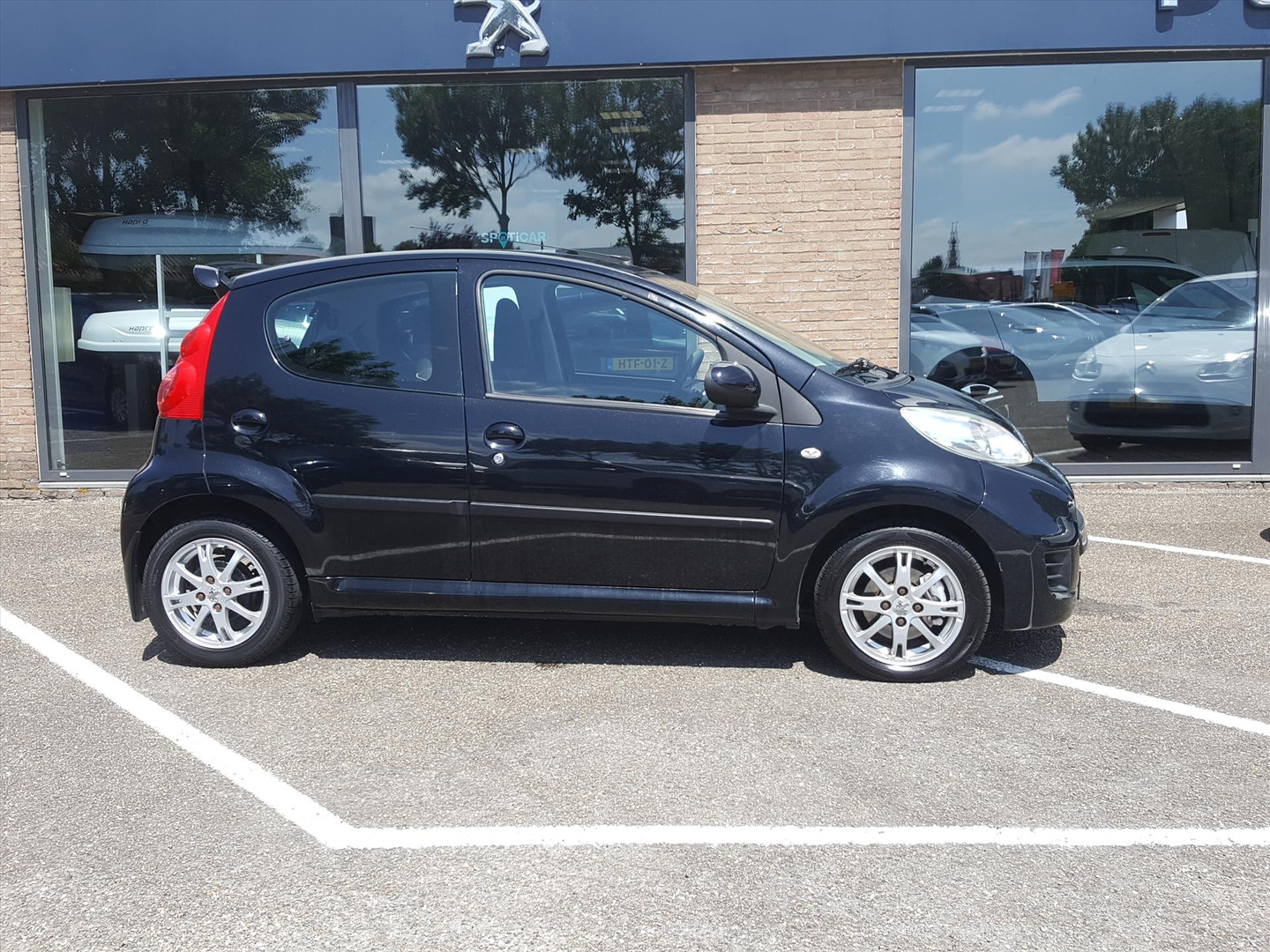 Peugeot