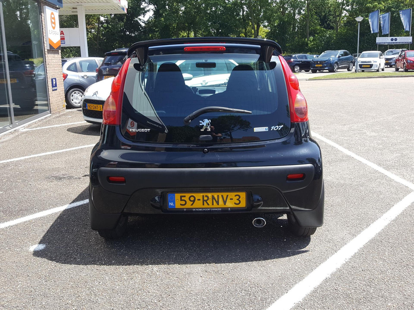 Peugeot