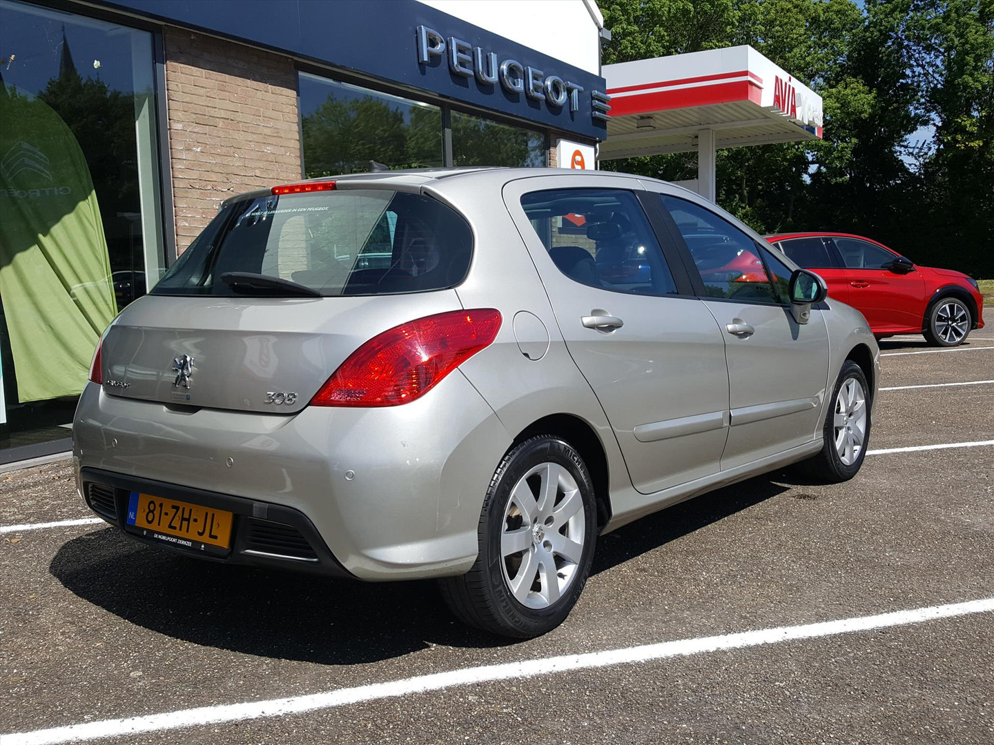 Peugeot