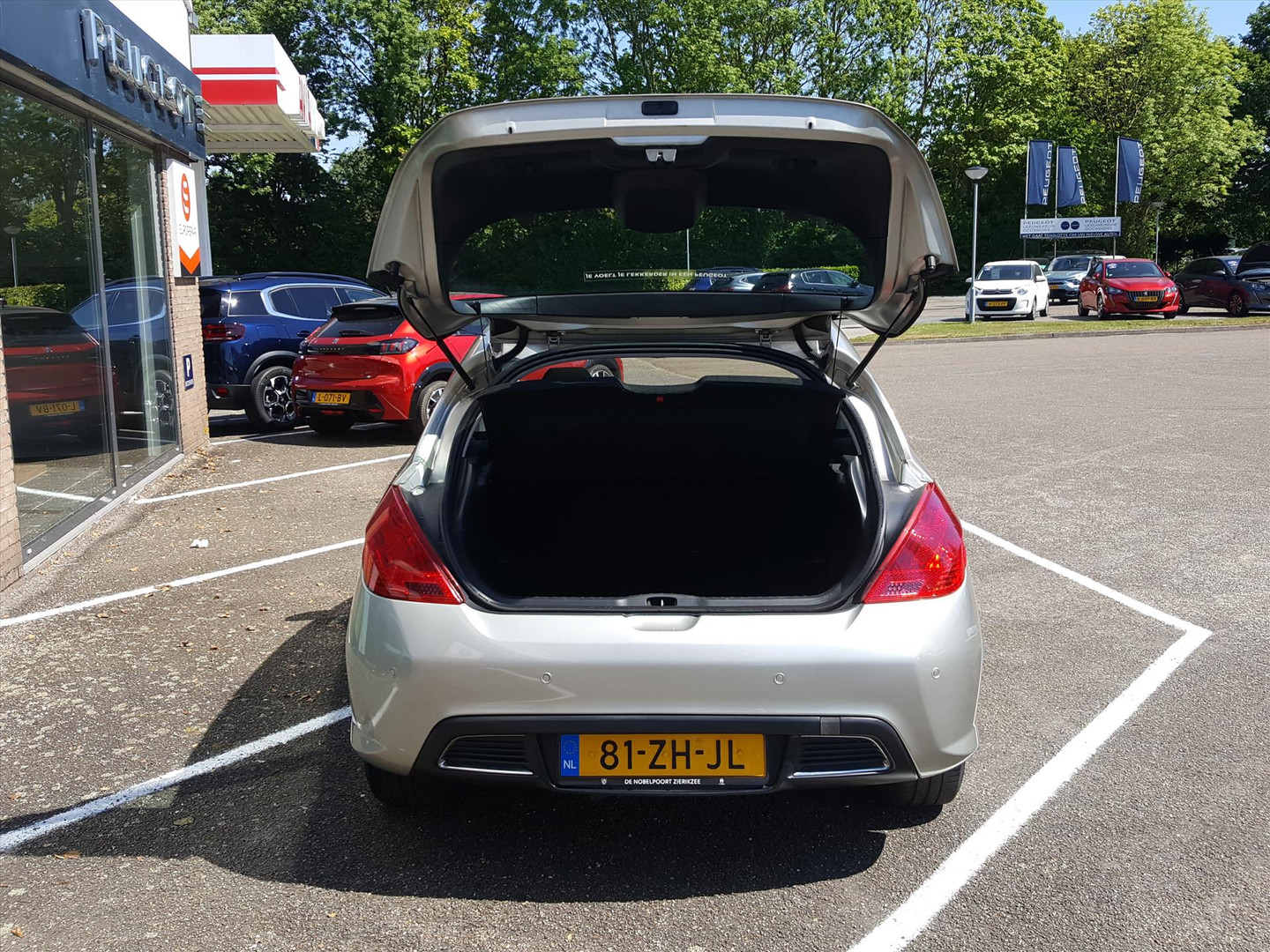 Peugeot