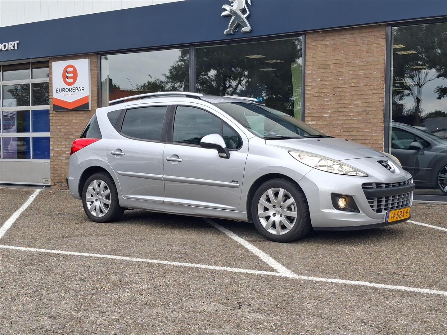 Peugeot