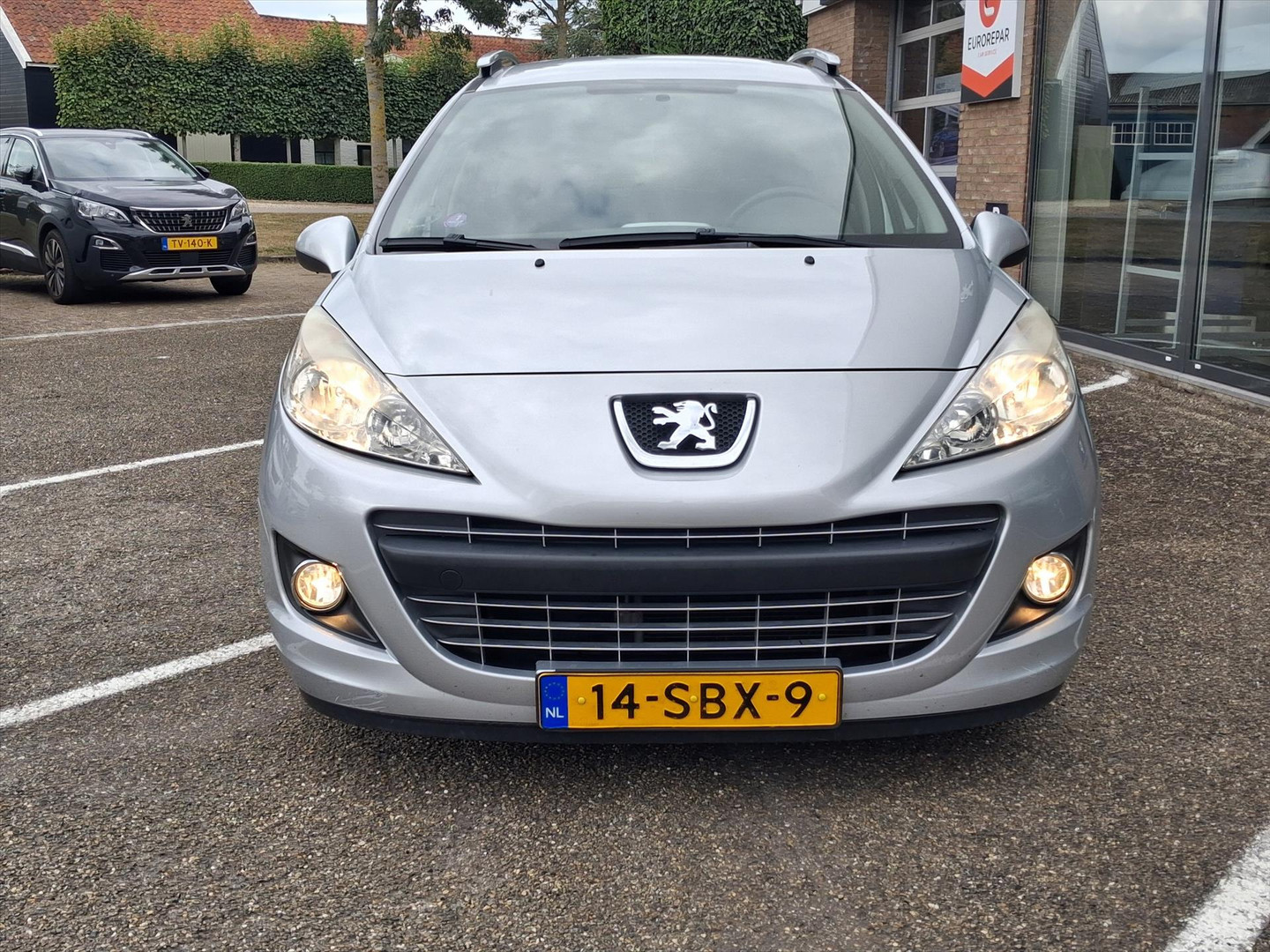 Peugeot