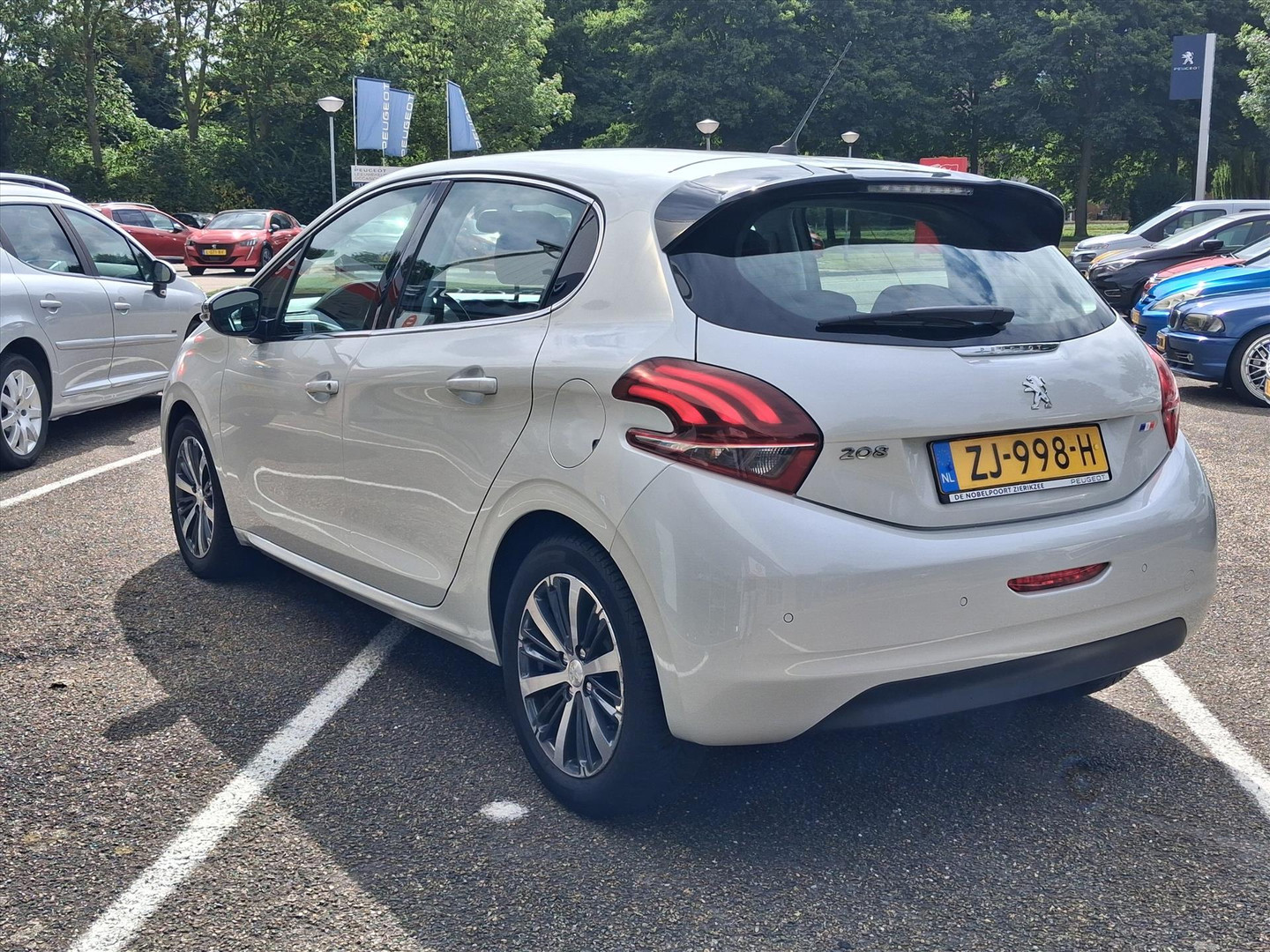 Peugeot