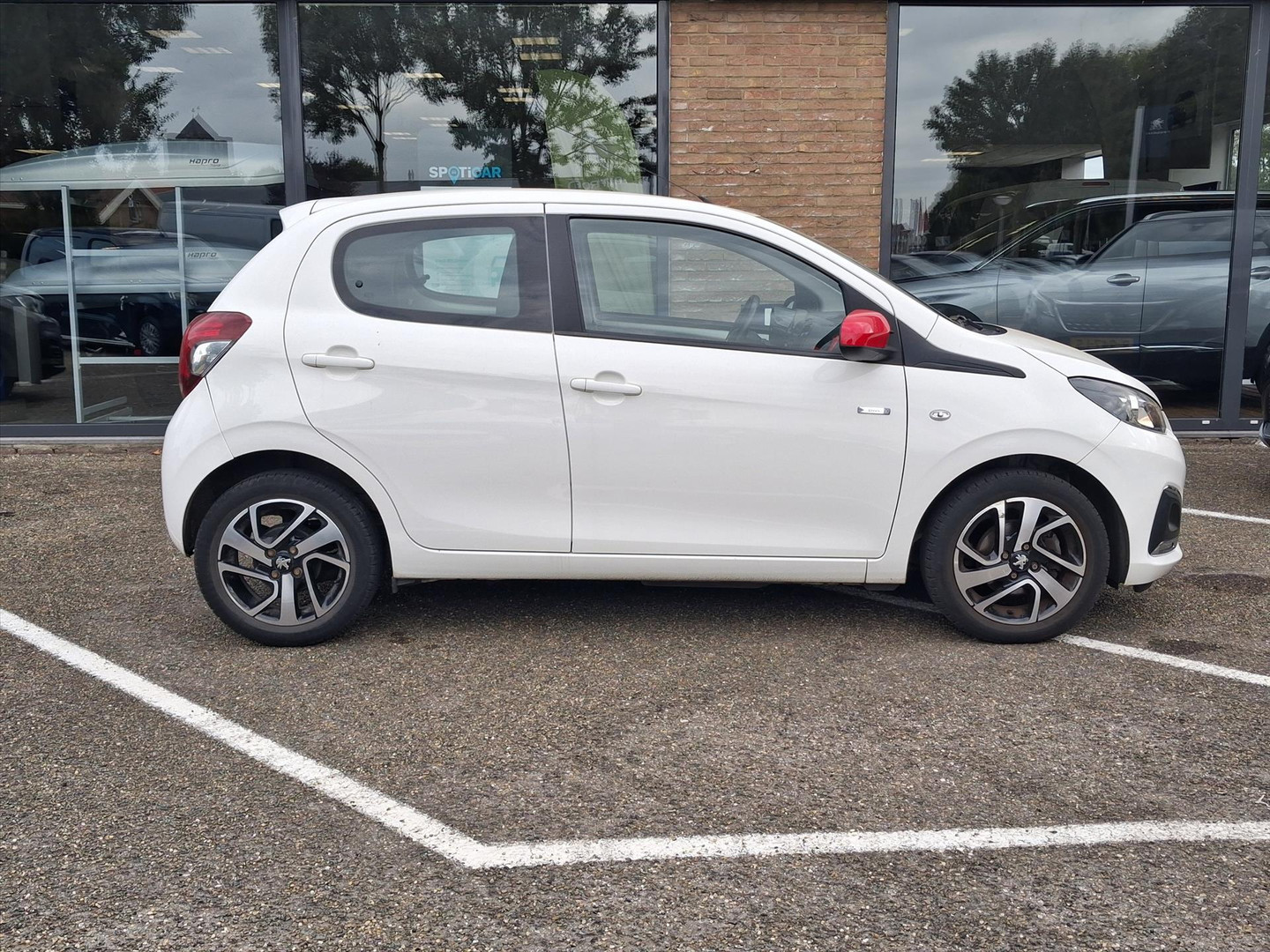 Peugeot