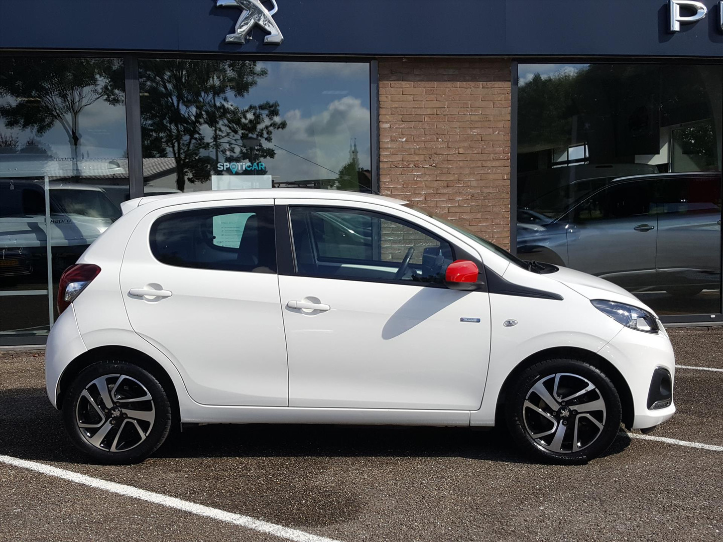 Peugeot