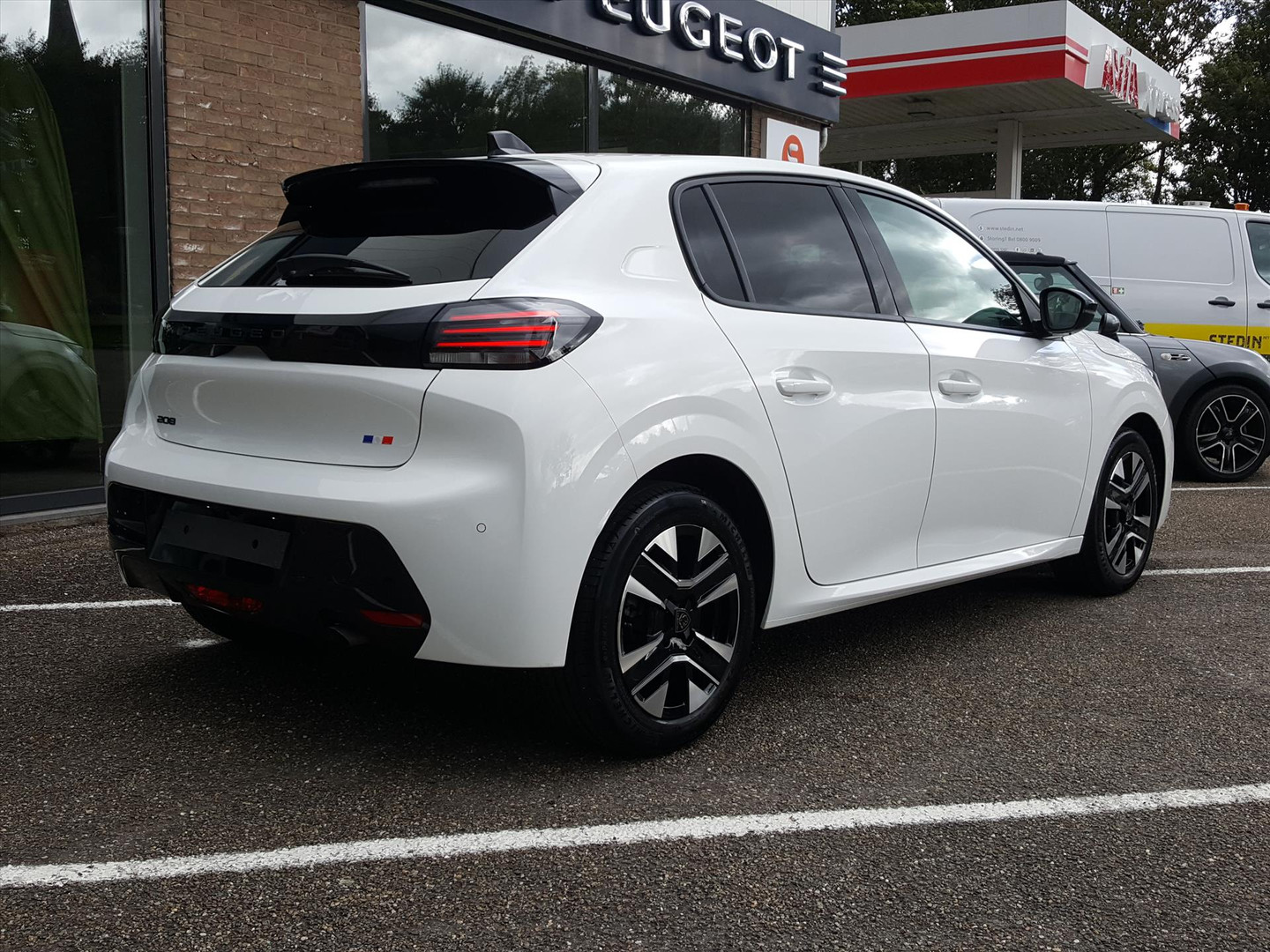 Peugeot
