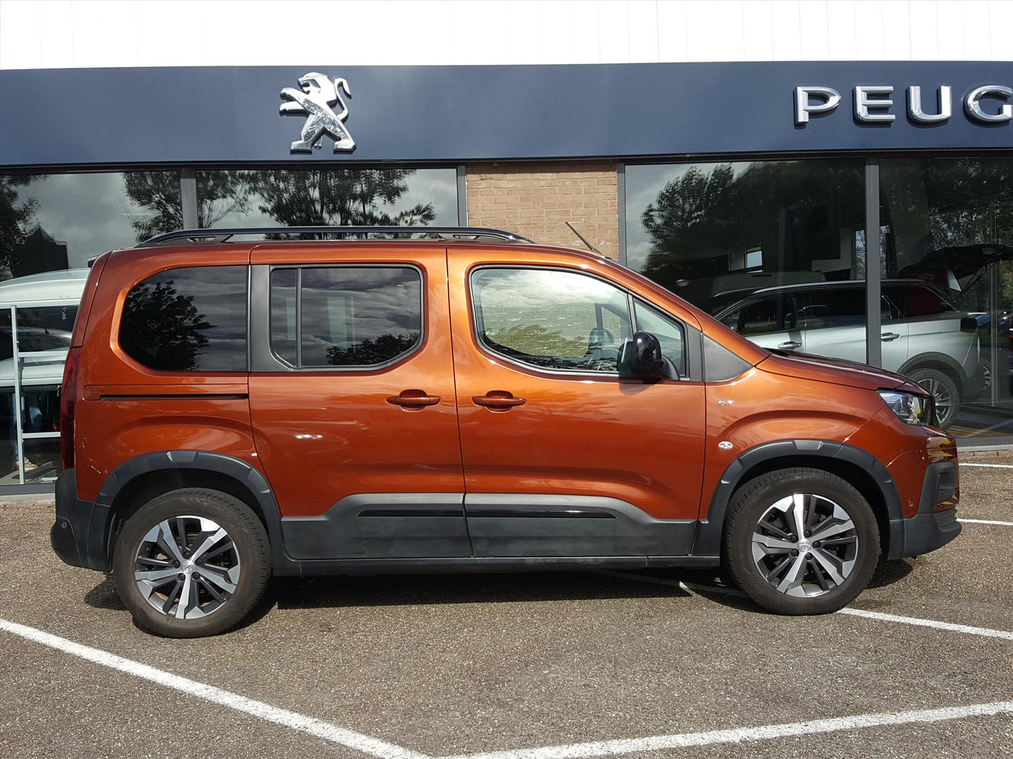 Peugeot