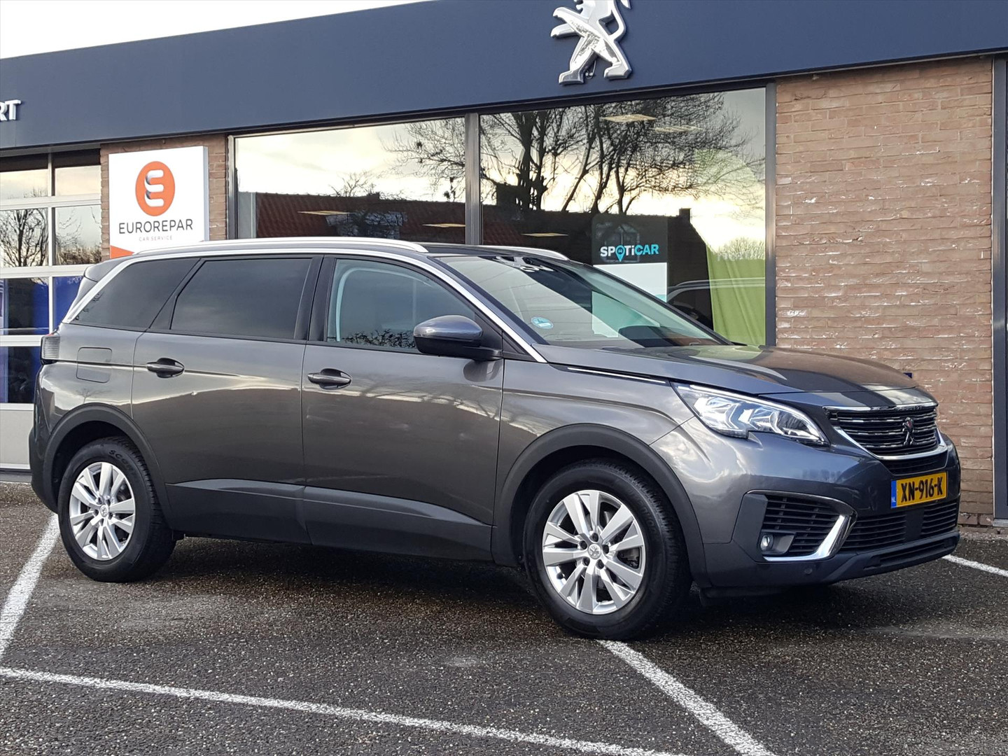 Peugeot 5008