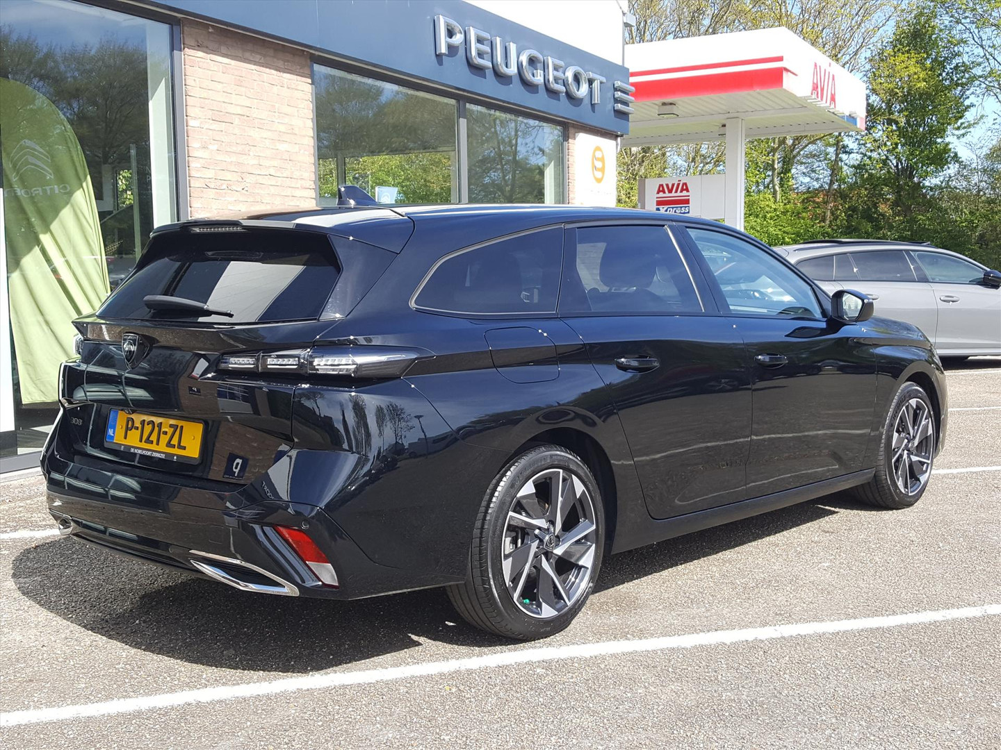 Peugeot Peugeot