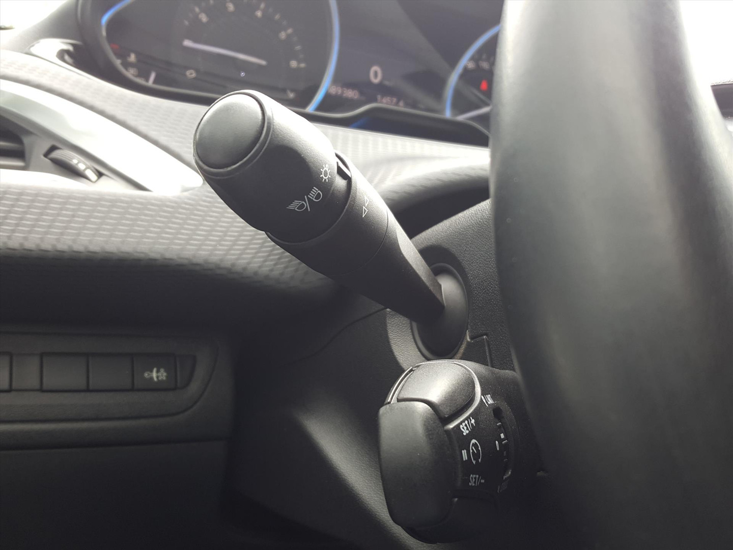Peugeot Peugeot