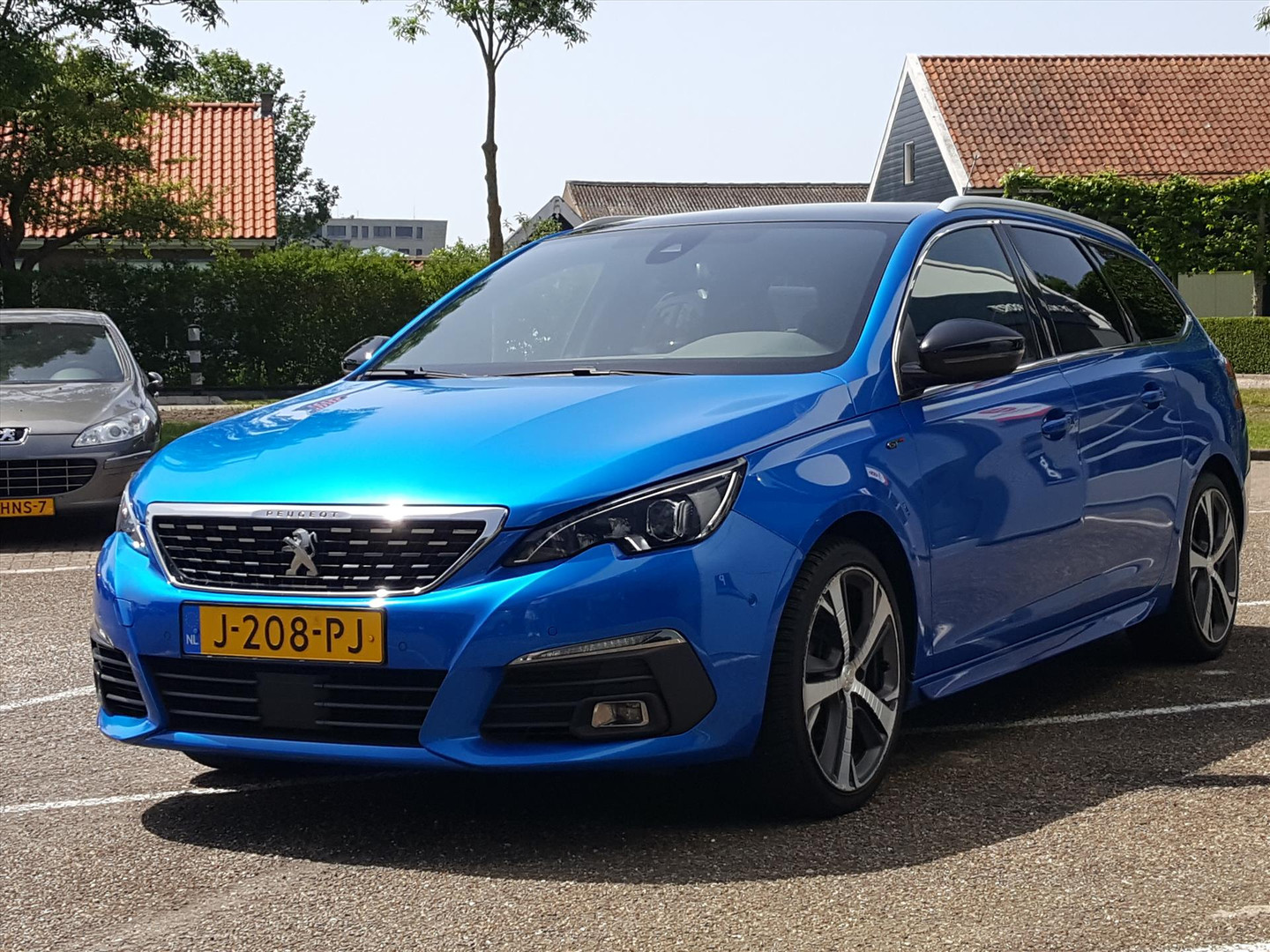 Peugeot Peugeot