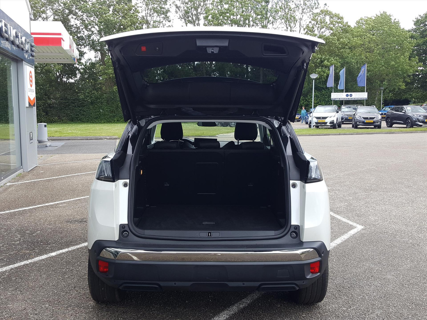 Peugeot Peugeot