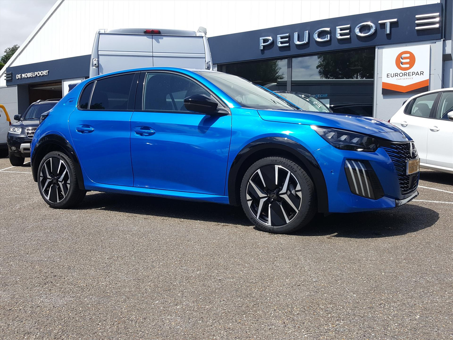 Peugeot 208