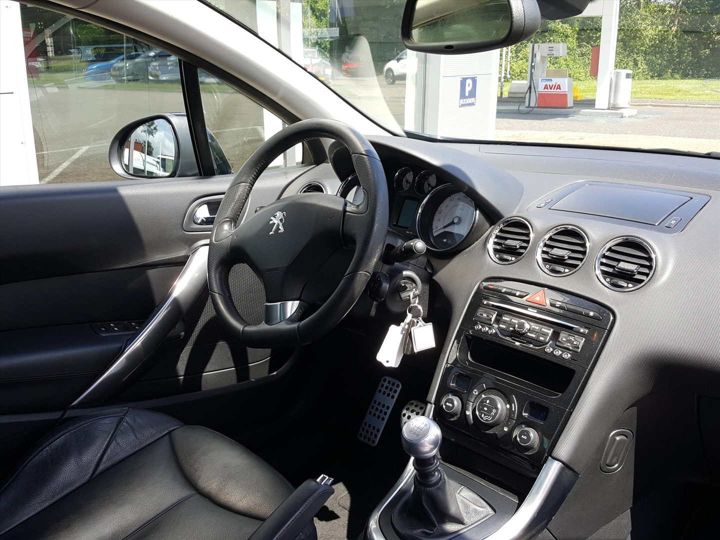 Peugeot