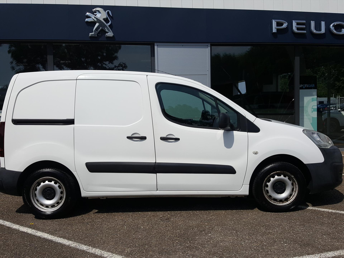 Peugeot