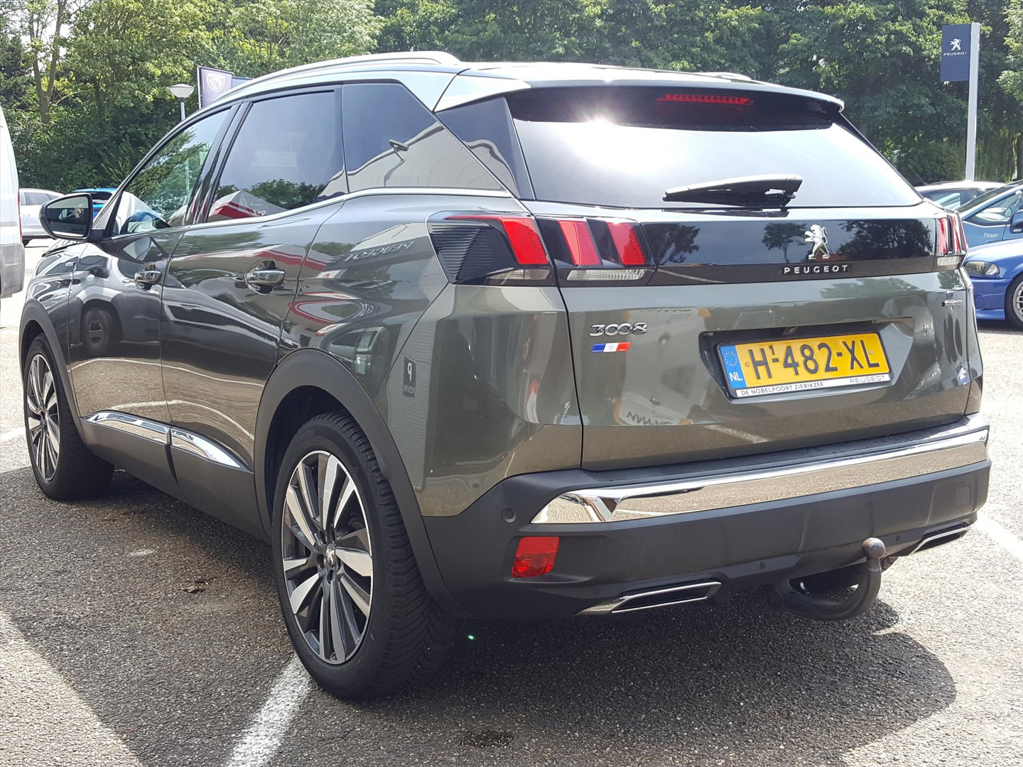 Peugeot Peugeot