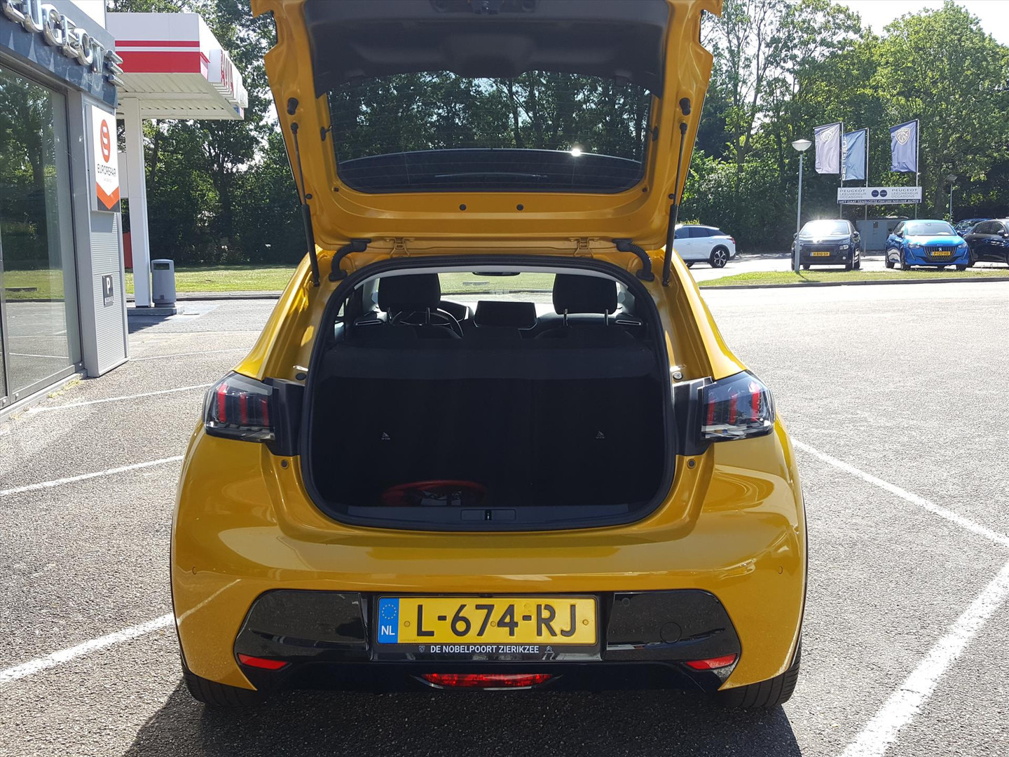 Peugeot