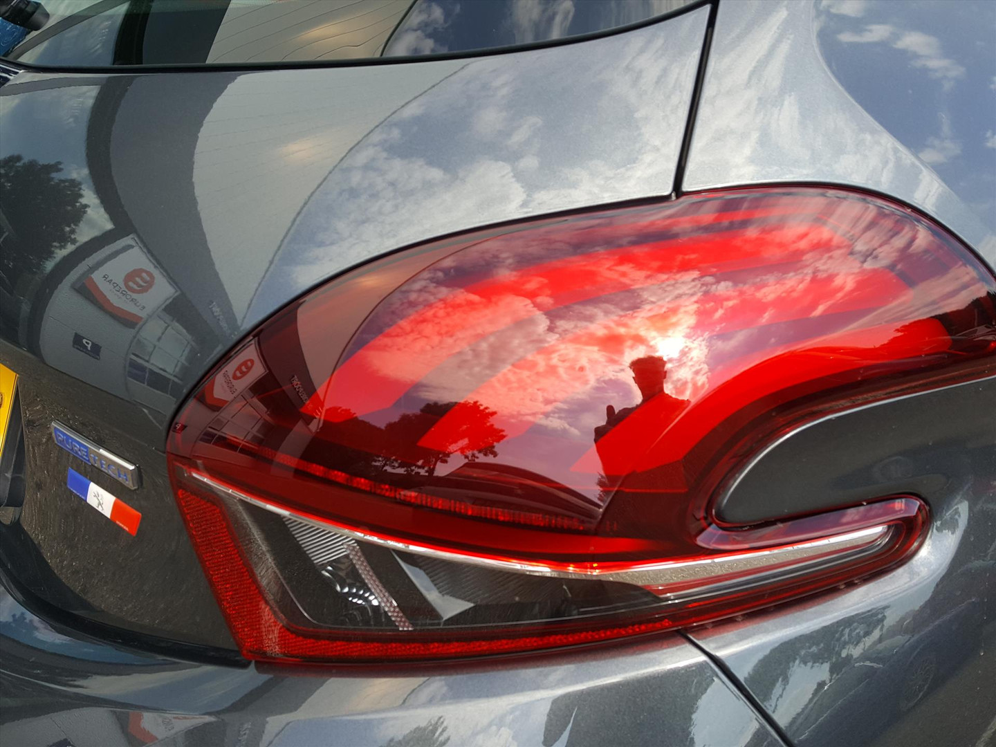 Peugeot