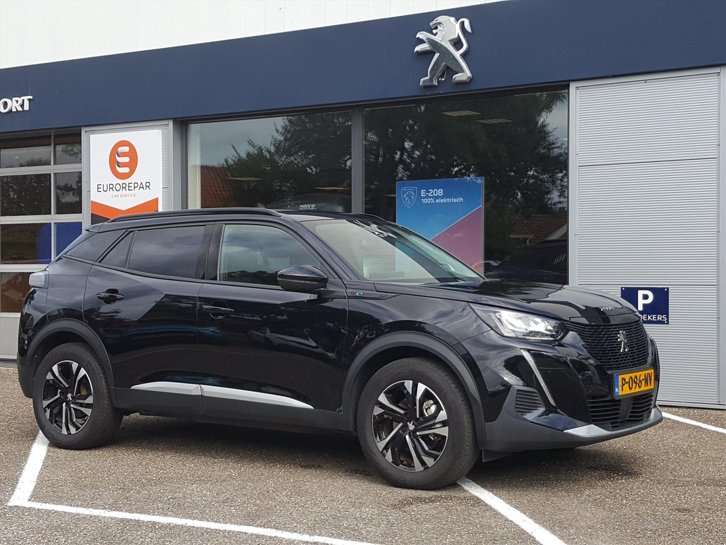 Peugeot e-2008