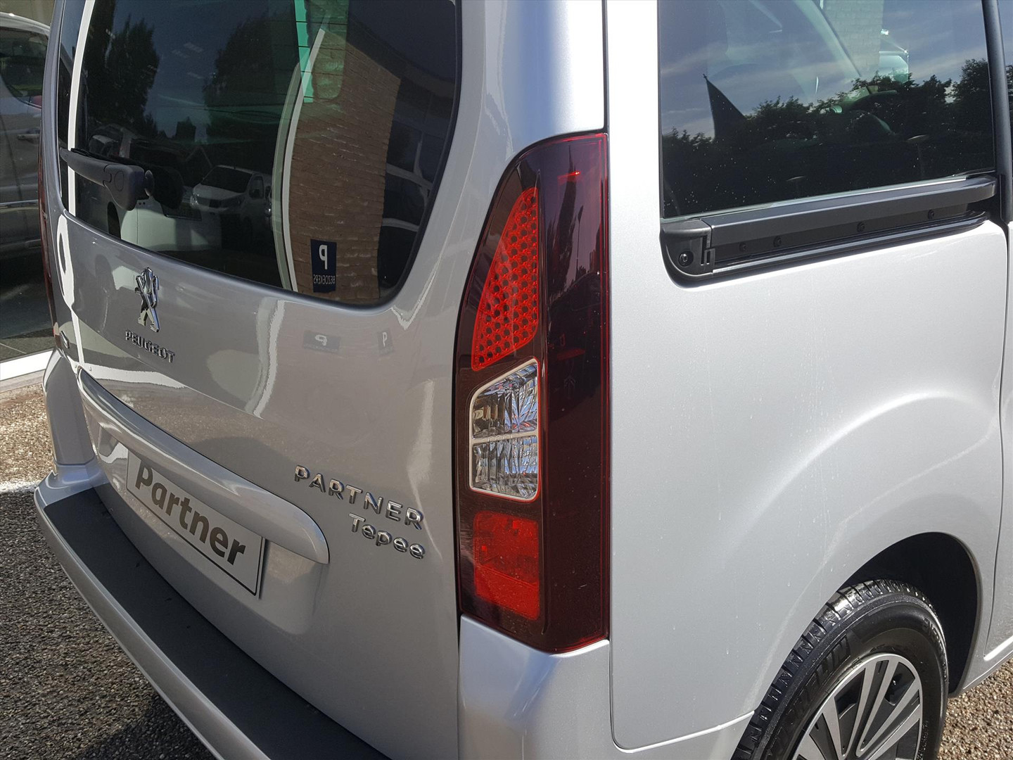 Peugeot