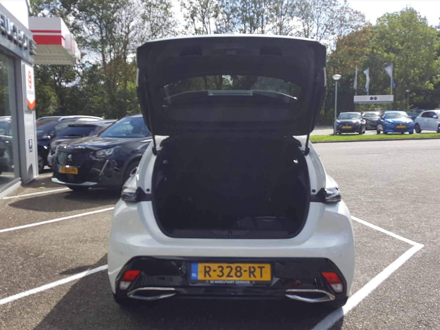 Peugeot Peugeot