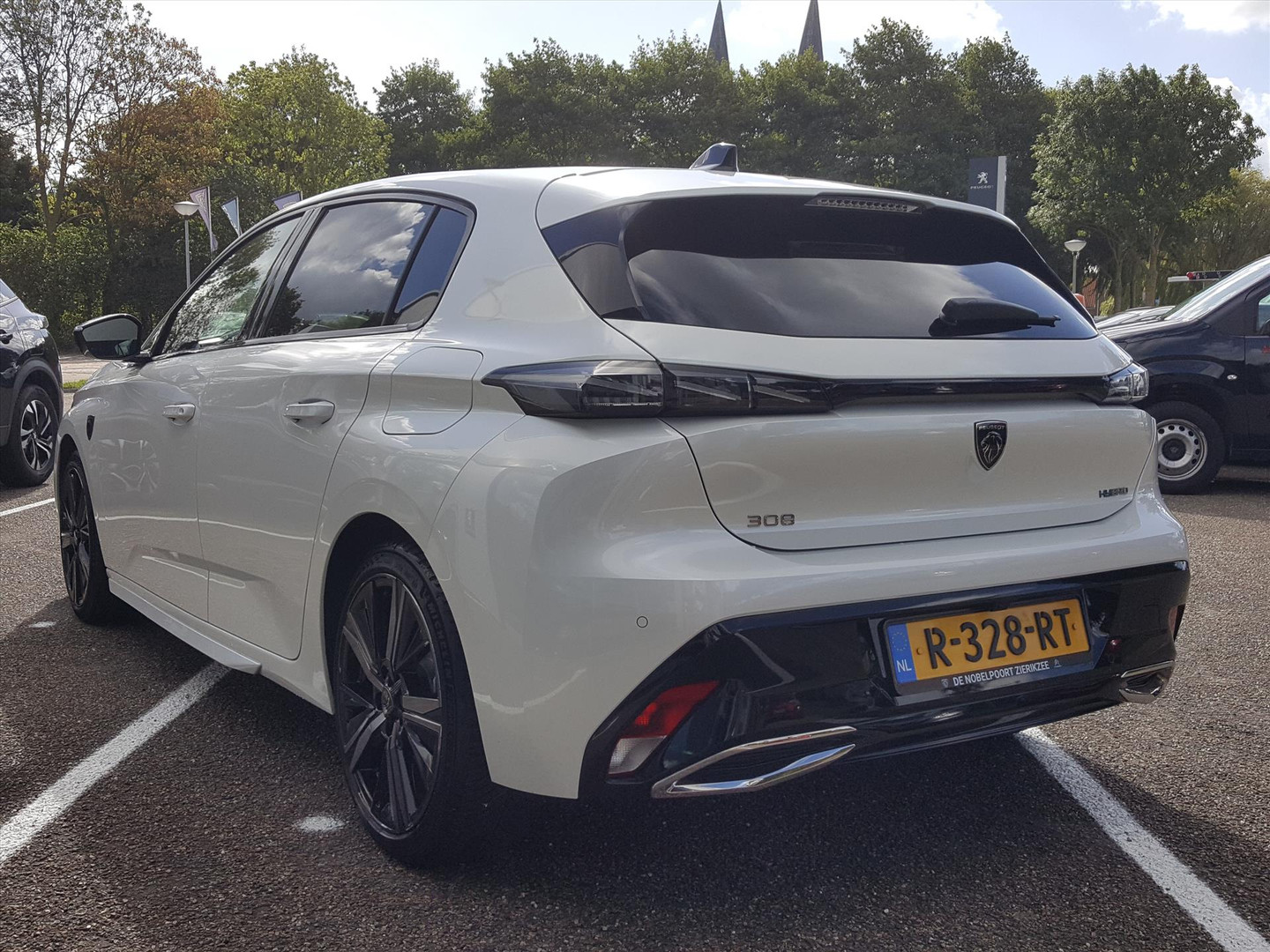 Peugeot Peugeot