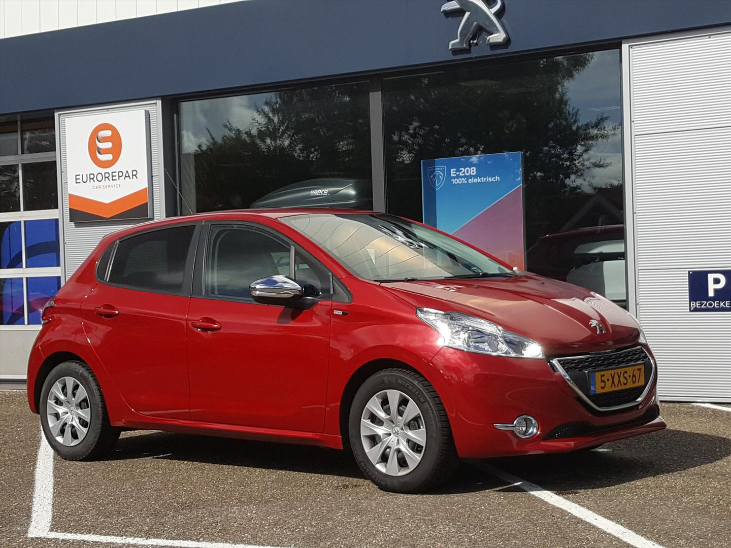 Peugeot 208